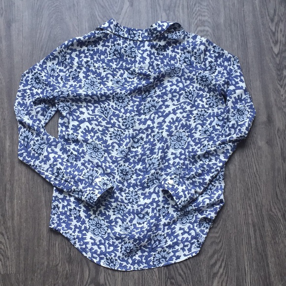 Loft Blouse - Picture 4 of 4